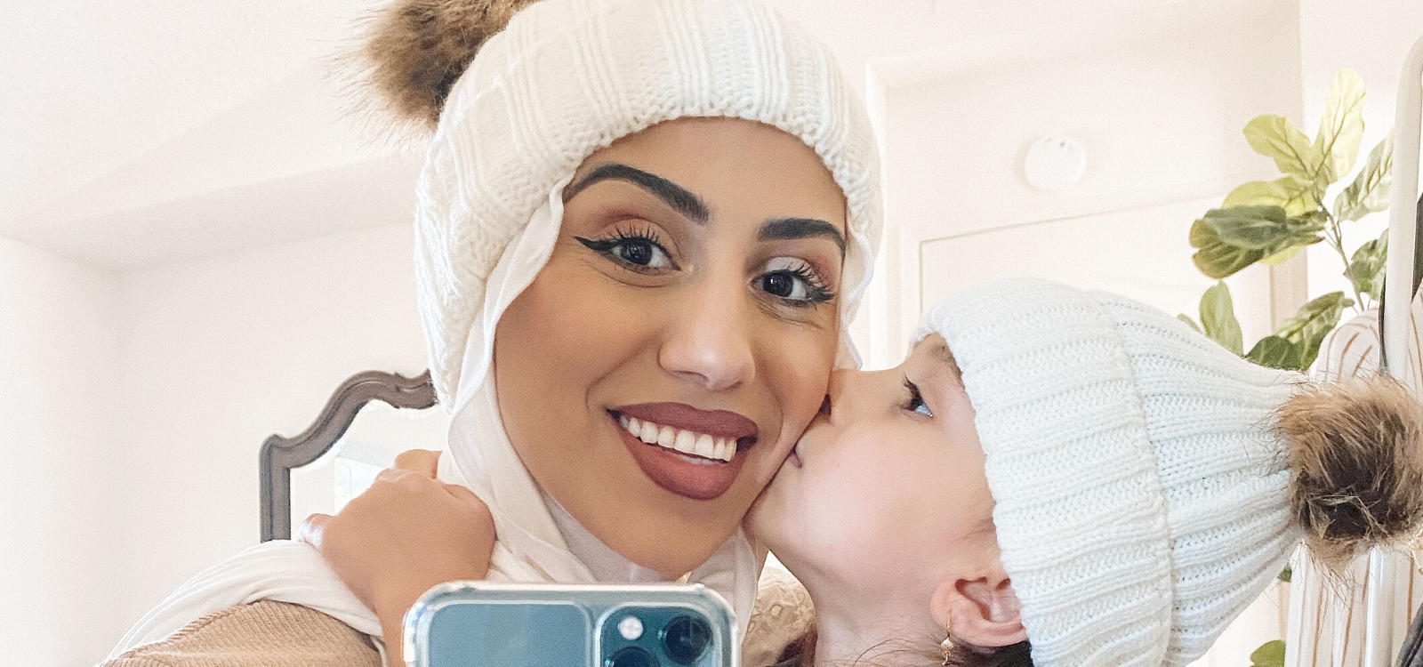 Mented Mentor @zahraa_hberro Mommy on the Go