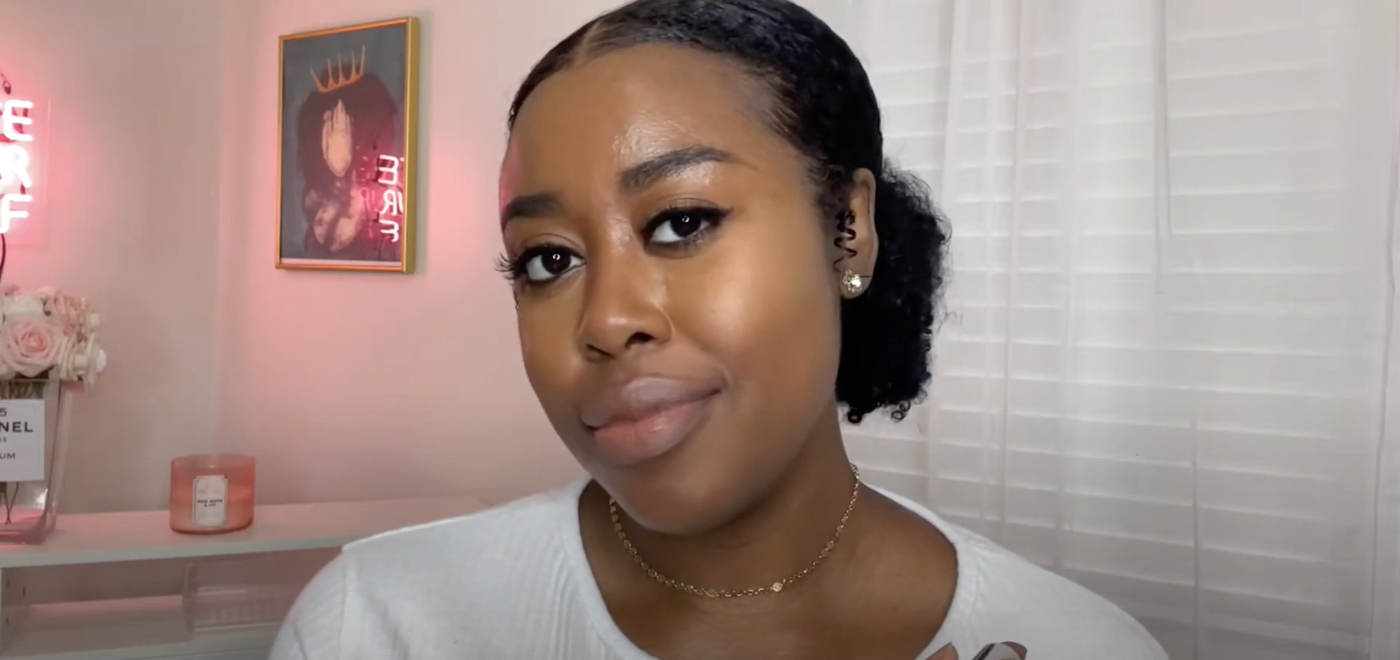 Carlyn Tucker Tries Out Five Shades of Mented Cosmetics Lipsticks