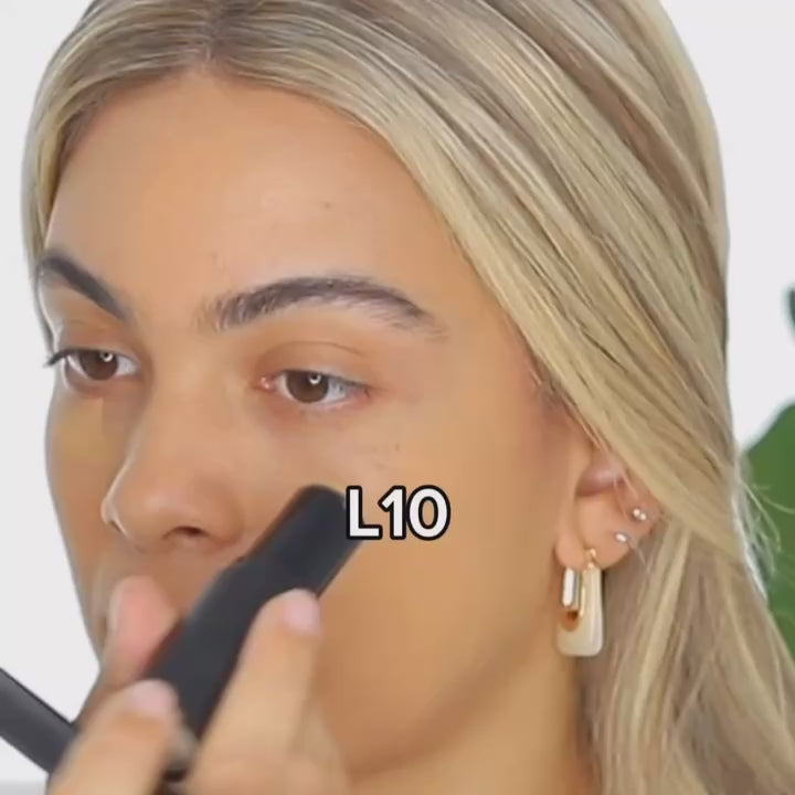 M20 - Medium brown with neutral undertones